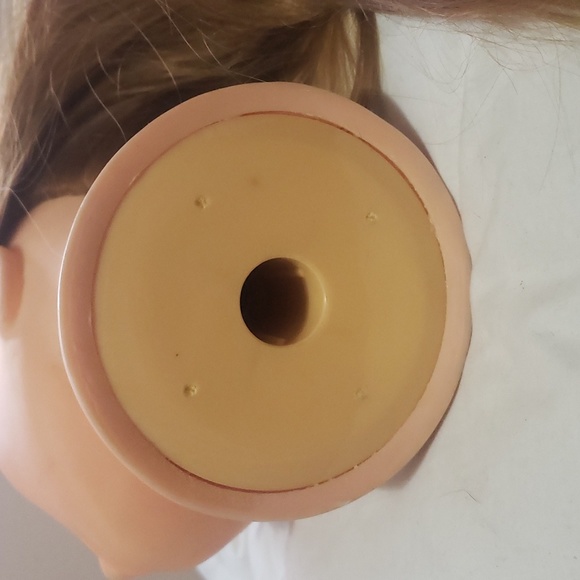 Mannequin Head - Picture 4 of 4